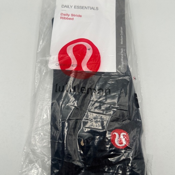 LULULEMON Daily Stride Ribbed Crew Socks Medium 6.5 - 8.5 - Picture 1 of 2